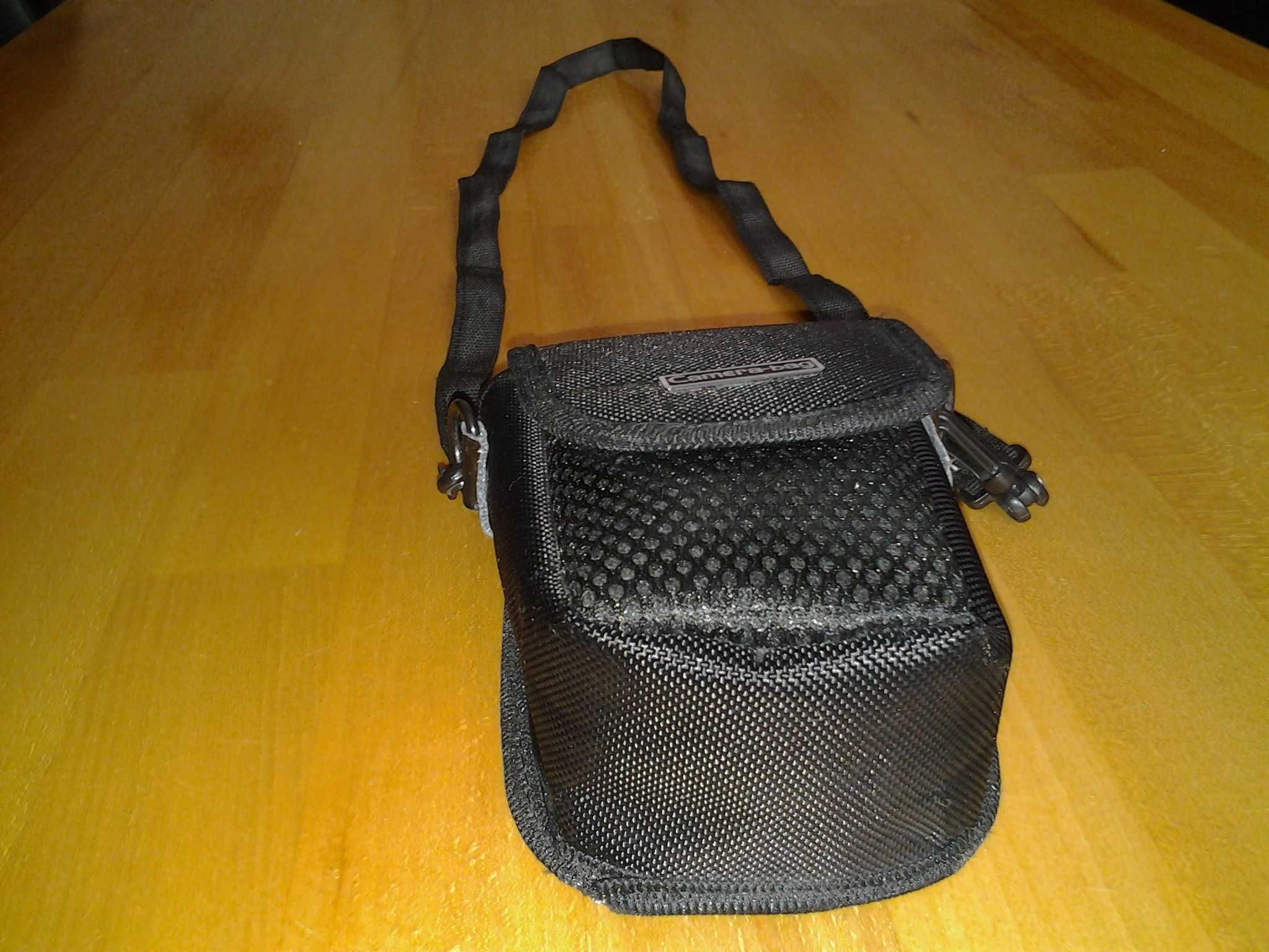 2. geanta aparat camera foto 14*9*5 cm