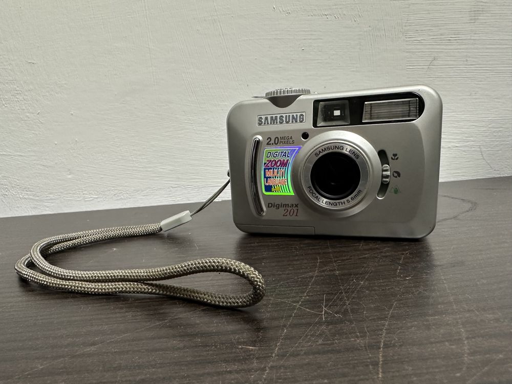 Aparat foto digital Samsung DIGIMAX 201-colectie Vintage-functional