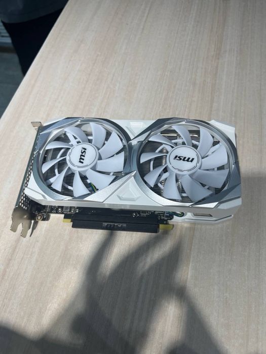 Продам видеокарта Rtx 3050