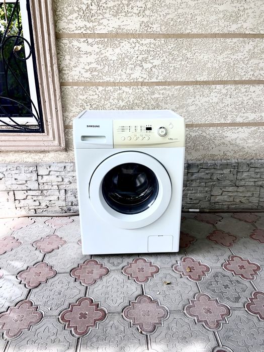 Продам стиральную машинку Самсунг рабочая 100%