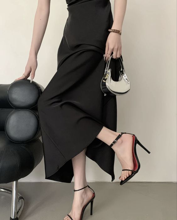 Босоножки на шпильке