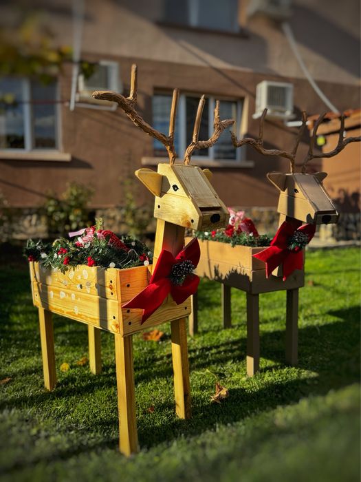 Коледен елен, докарация за коледната градина - Живият двор