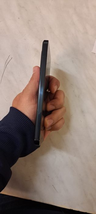 Xiaomi 14 impecabil cu 1900 ron