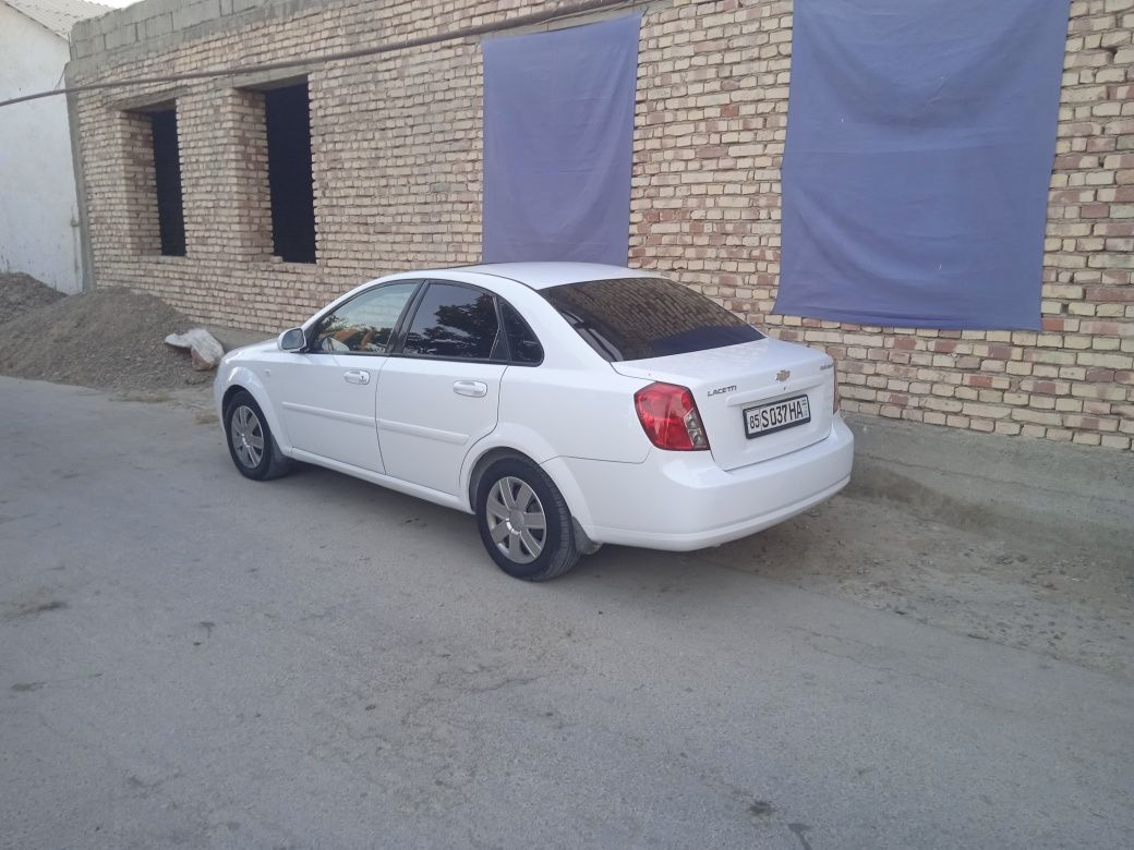 Mashina ideal holatda
