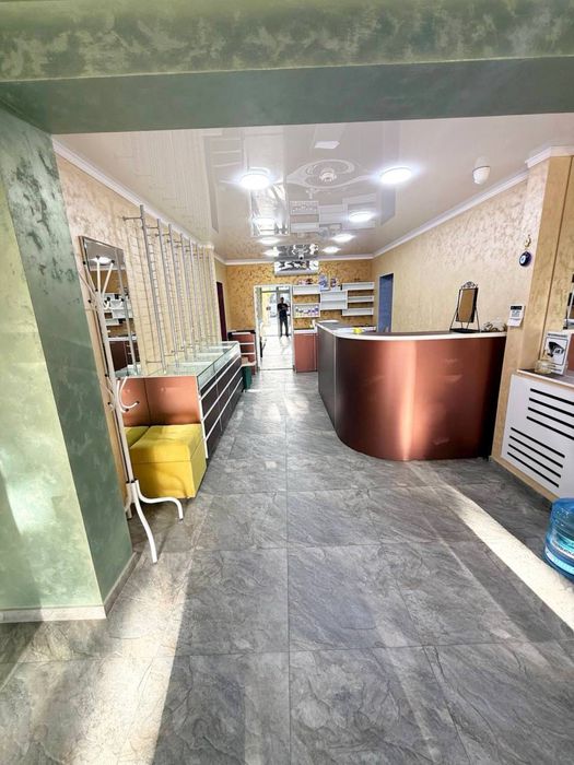 Продаётся Коммерческое Помещение 140кв.м 1-Линия Юнусабадский район