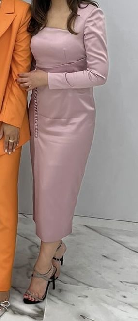 Продам платье( сшито на заказ)