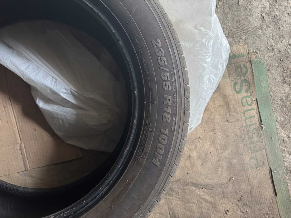 Vand 4 Anvelope Vara KUMHO 235 55 18