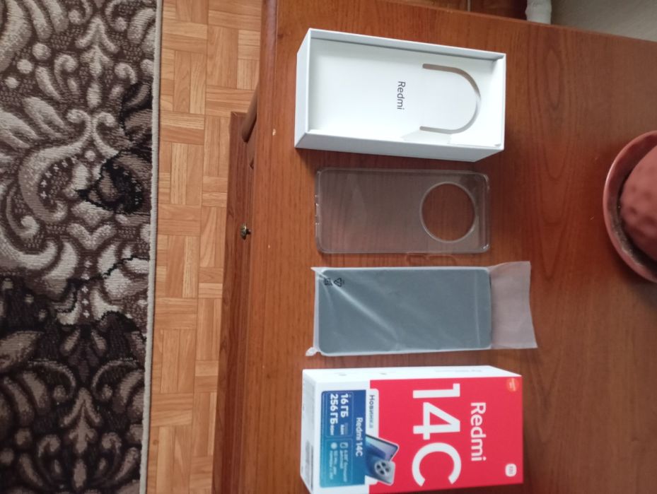 IPHONE 14C обсалютно новый в упоковке