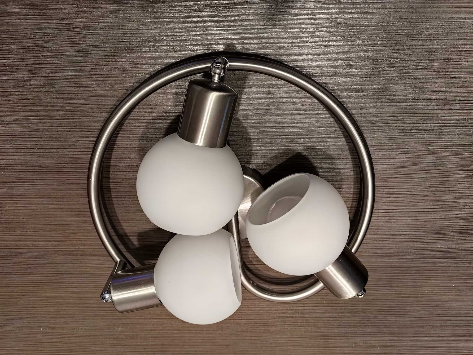 Lustra cu 3 brate cu becuri LED