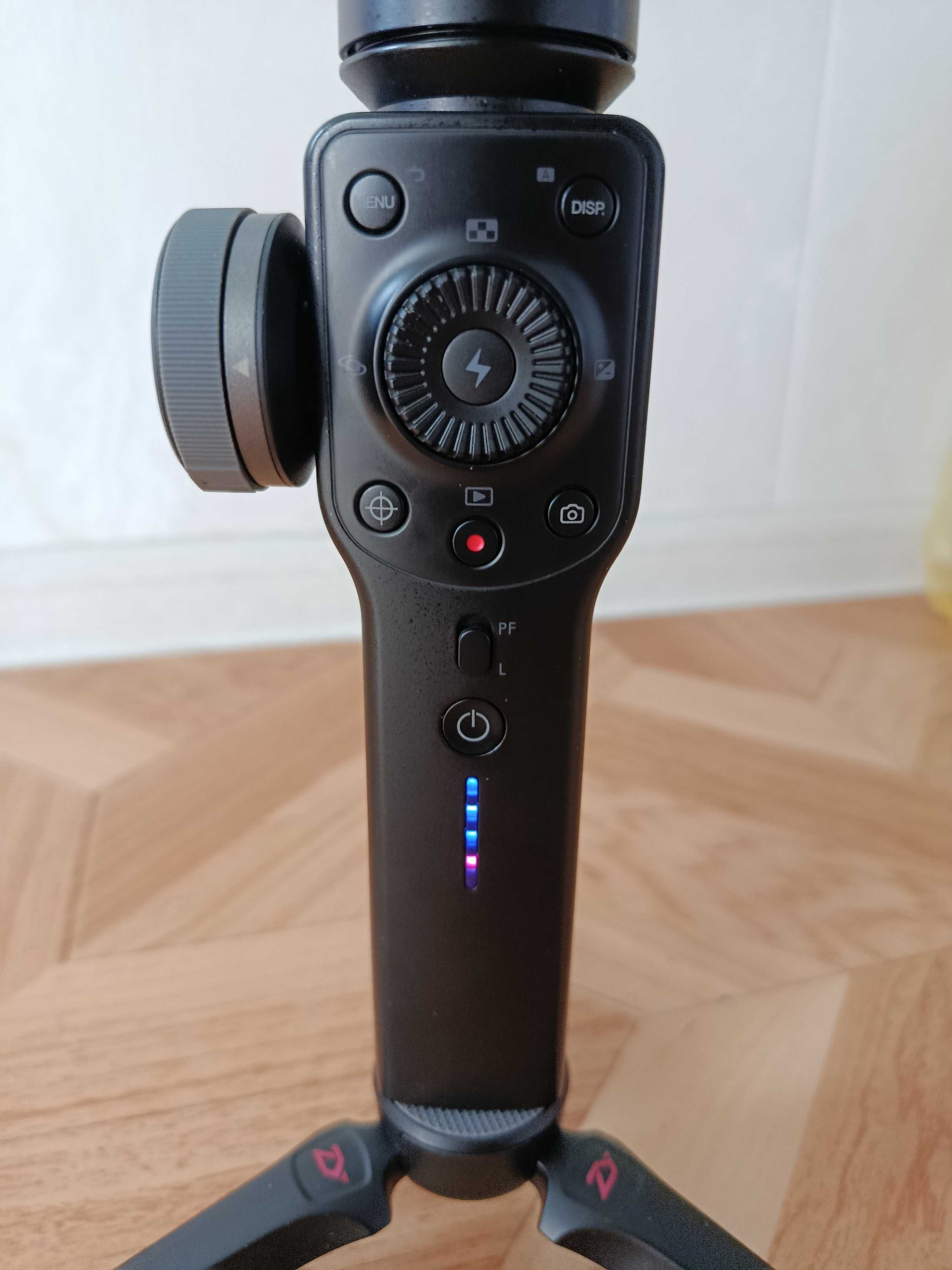 Продаю Электронный стабилизатор Zhiyun Smooth 4