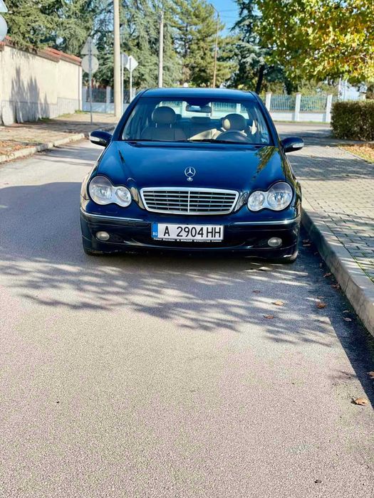 Mercedes-Benz C270