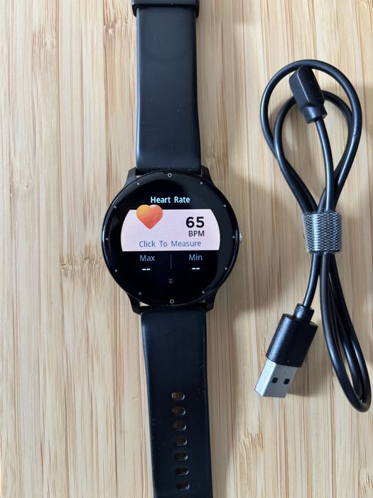 Smartwatch compatibil IOS si Android