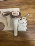Фотоепилатор IPL Philips Lumea Series 9900