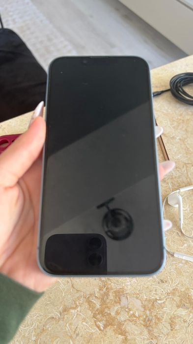 iPhone 14 Albastru 256 GB – Impecabil, fără zgârieturi + accesorii