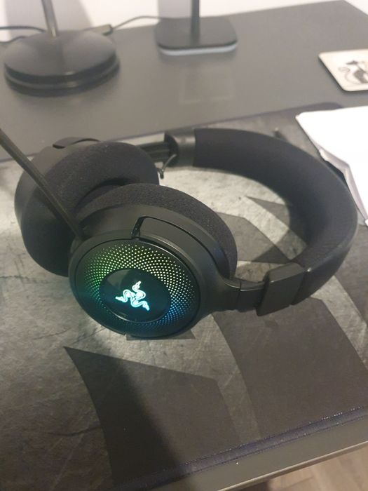 Casti Gaming Razer kraken v4 wireless rgb