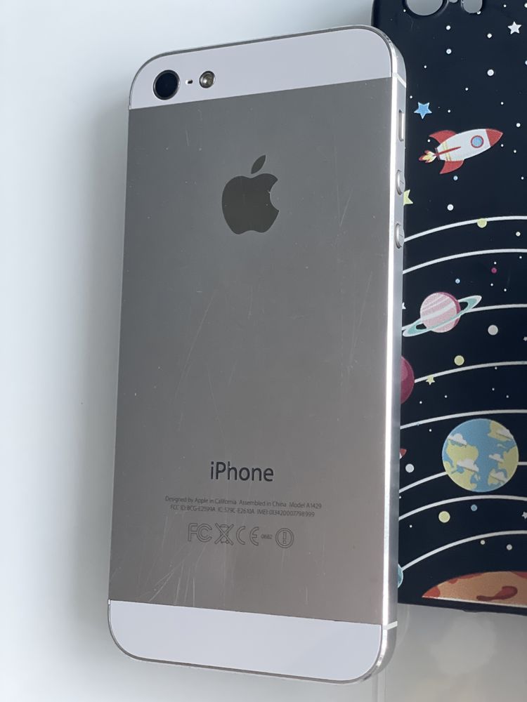 Продавам I phone 5 , 16GB