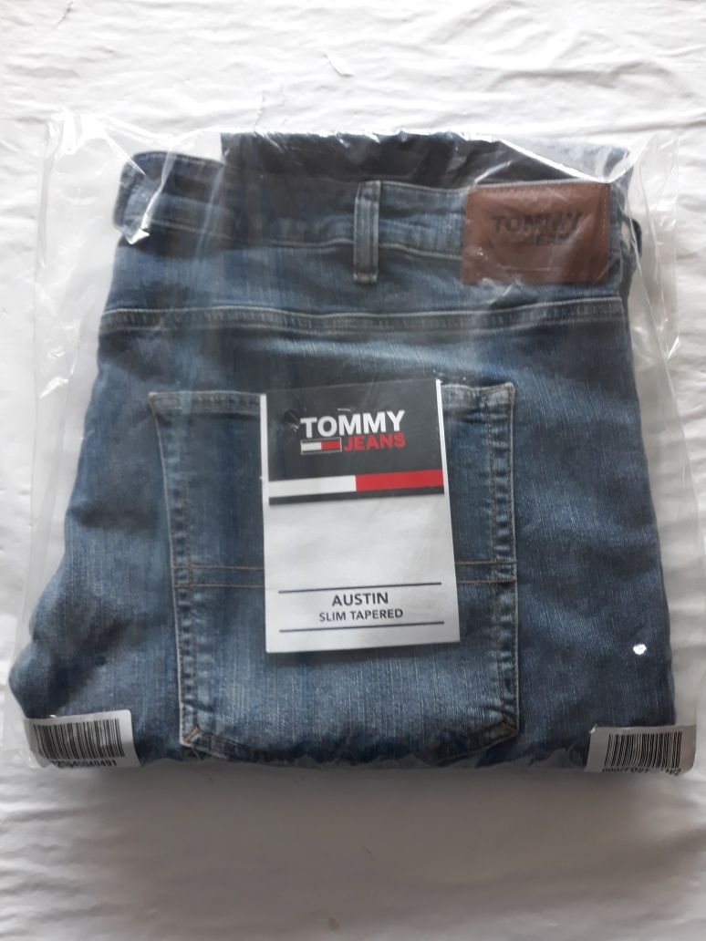 Ofertă/Blugi Tommy Jeans nr 46/34 originali