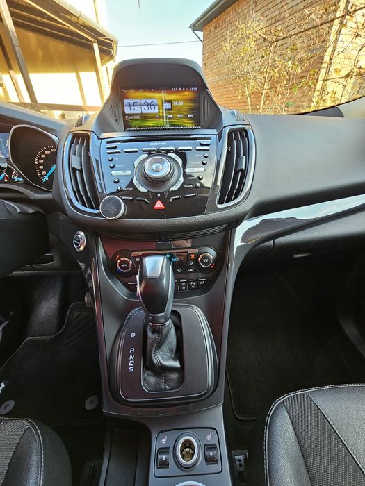 Vand Ford Kuga 2 titanium