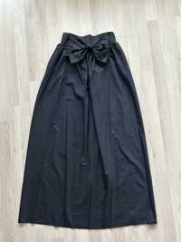 Елегантна тъмно синя пола с панделка