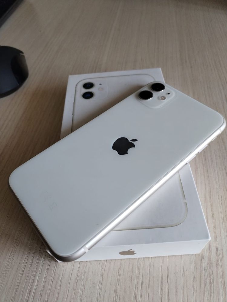 iPhone 11 акк 90%