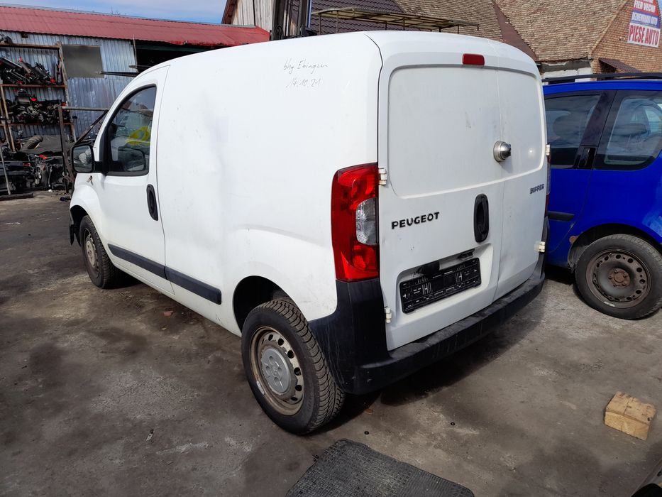 Stop stanga/dreapta Peugeot Bipper an 2008-2015