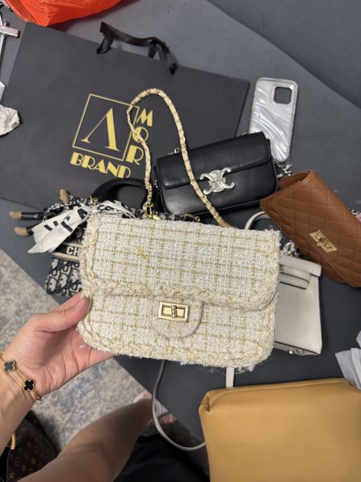 Все сумки 100/70 почти новые , продам за. 3500тг