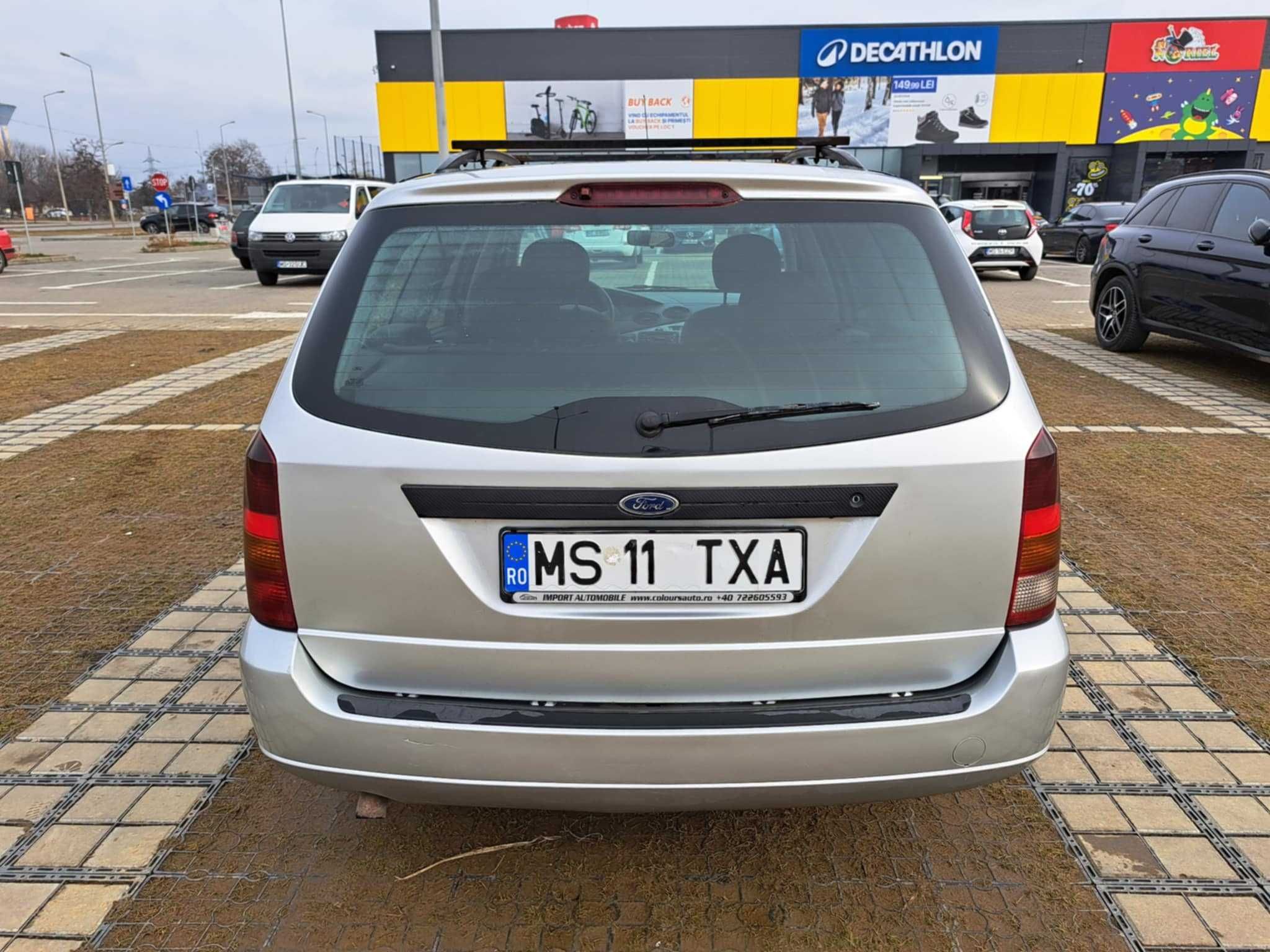 Ford focus cu anvelope iarna si vara