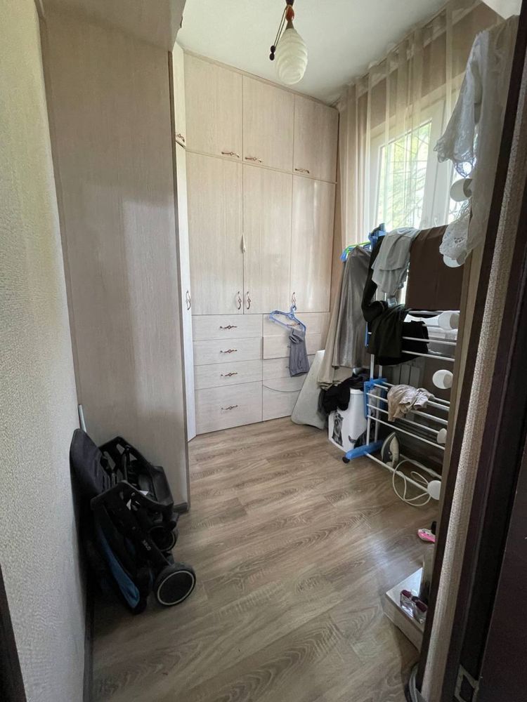 2в3 ком/2/4 площадь 47м2, балкон 1.5*3. Ялангач, кафе Бухара