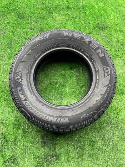 Anvelope Iarna 225/75/16C Nexen