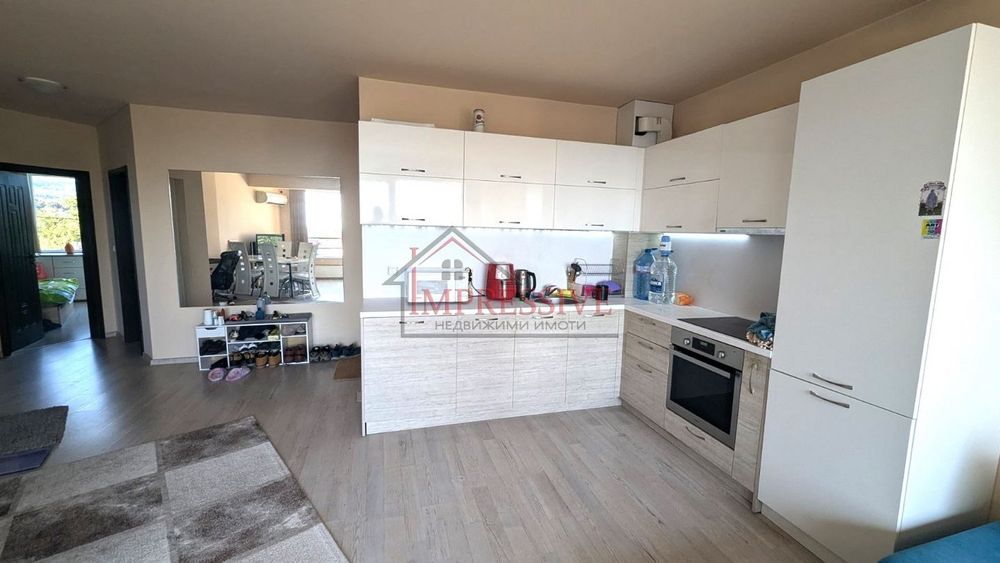 Дава се под наем Тристаен апартамент в Варна, м-т Траката - 80 кв.м за 625 € - Снимка #3