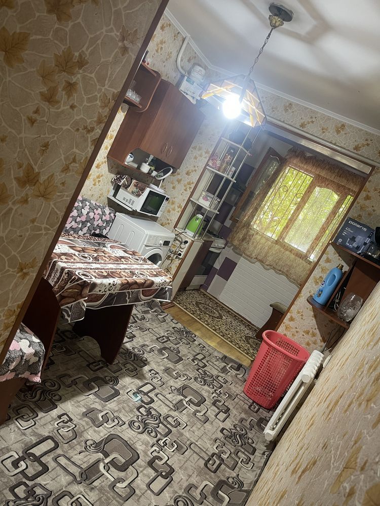 Возьму девушку(женщину на подселение)
