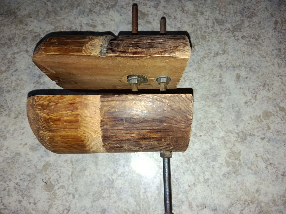 Продам колодку цена 1500. Тенге