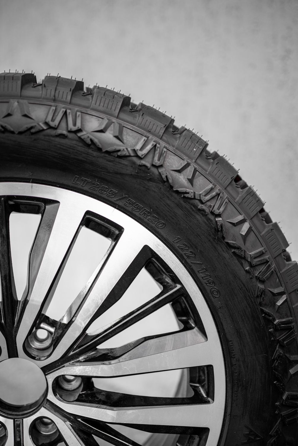 Three-A 33x12.50R18 LT Challenger M/T 118Q