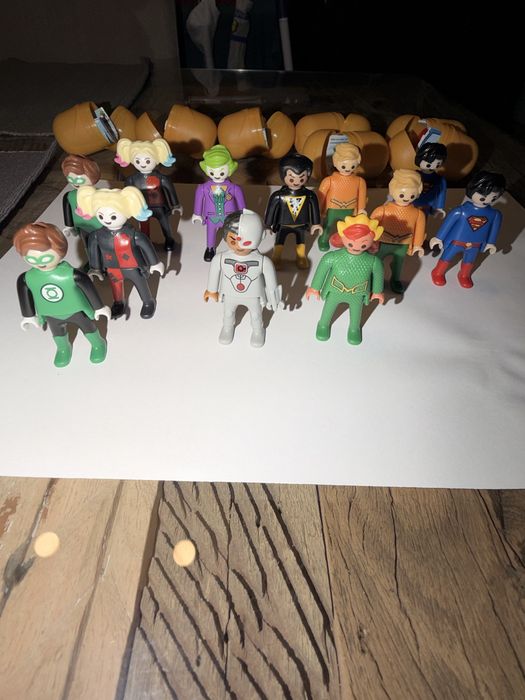 Фигурки човечета Kinder DC Playmobil