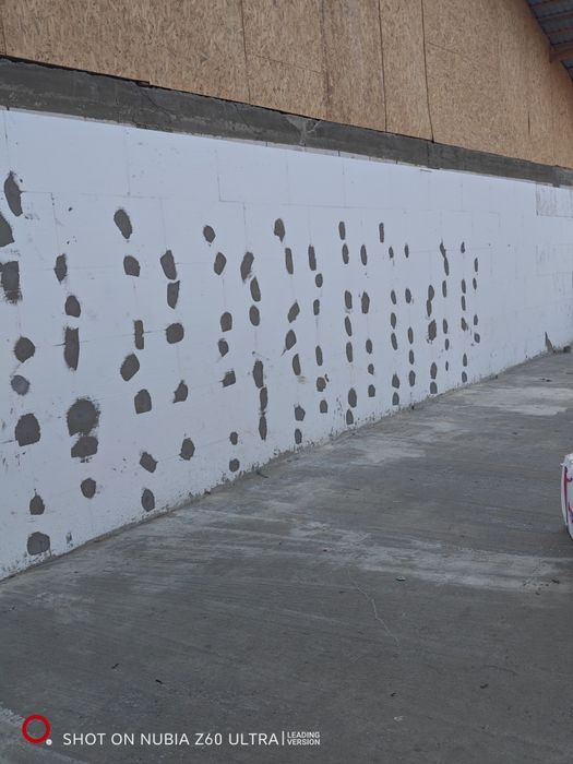 Închiriez spațiu comercial dangeni