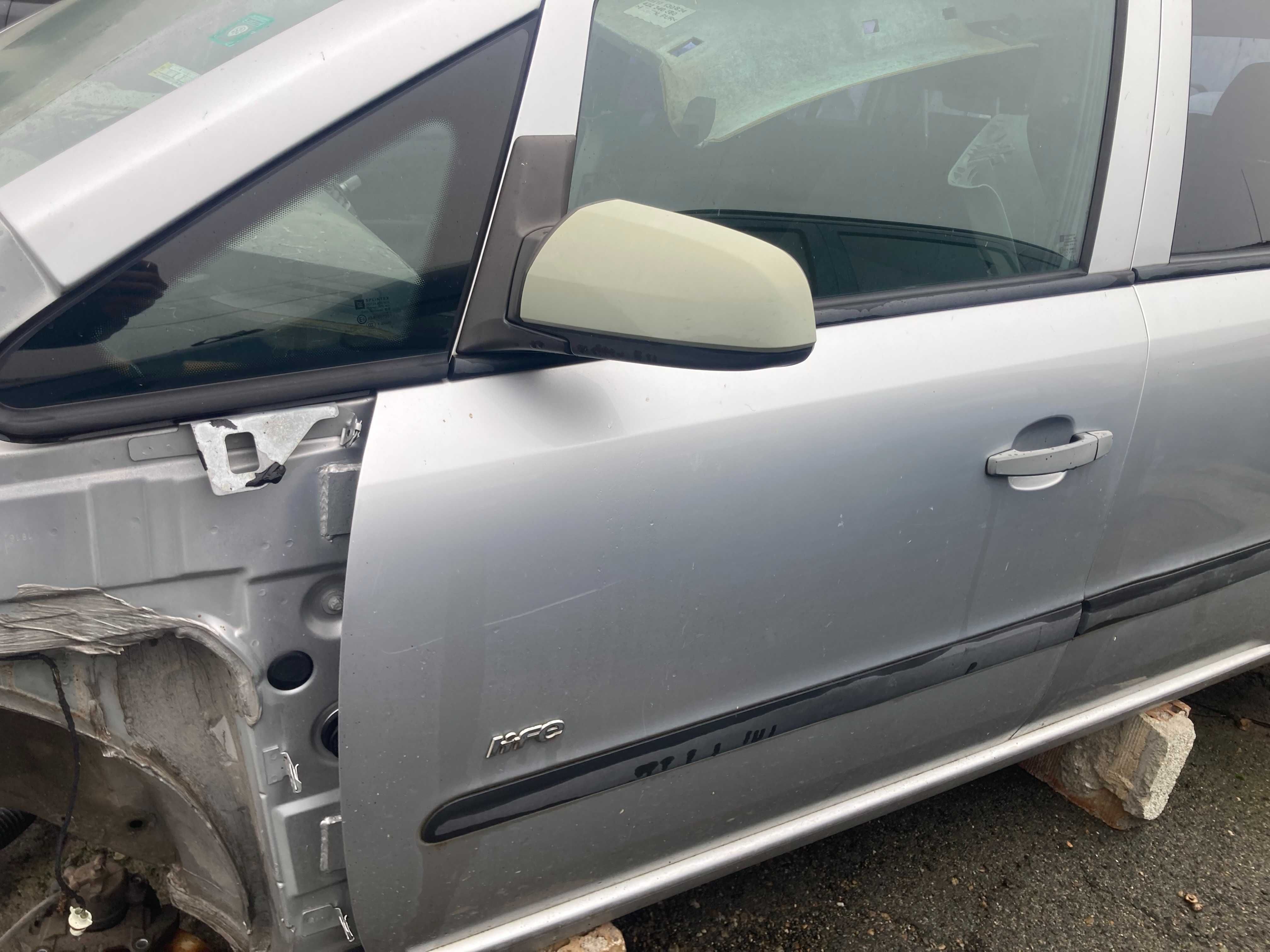 Врата врати опел зафира б opel zafira b