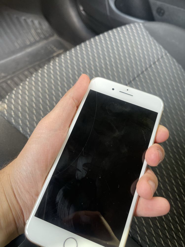 iPhone 7 Plus/128Gb - В хорошем состоянии