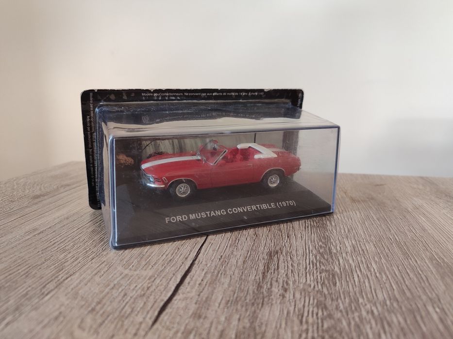 Ford Mustang Convertible Coupe 1970 Model Macheta Auto 1/43