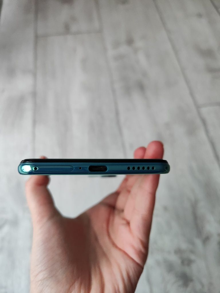 Xiaomi Mi 11 Lite 5G в перфектно състояние
