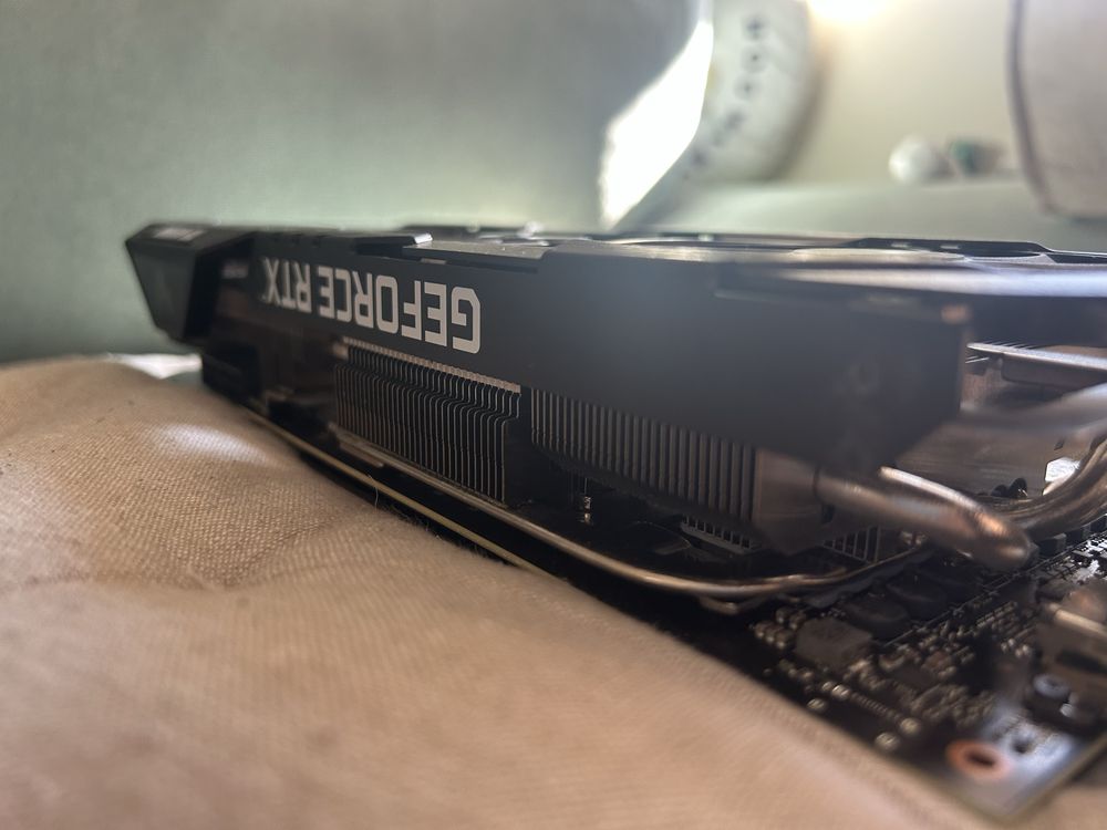 ASUS GeForce RTX-3070ti Tuf Gaming + PCIe 4.0 riser