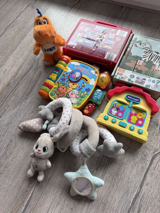 Lot jucarii bebe