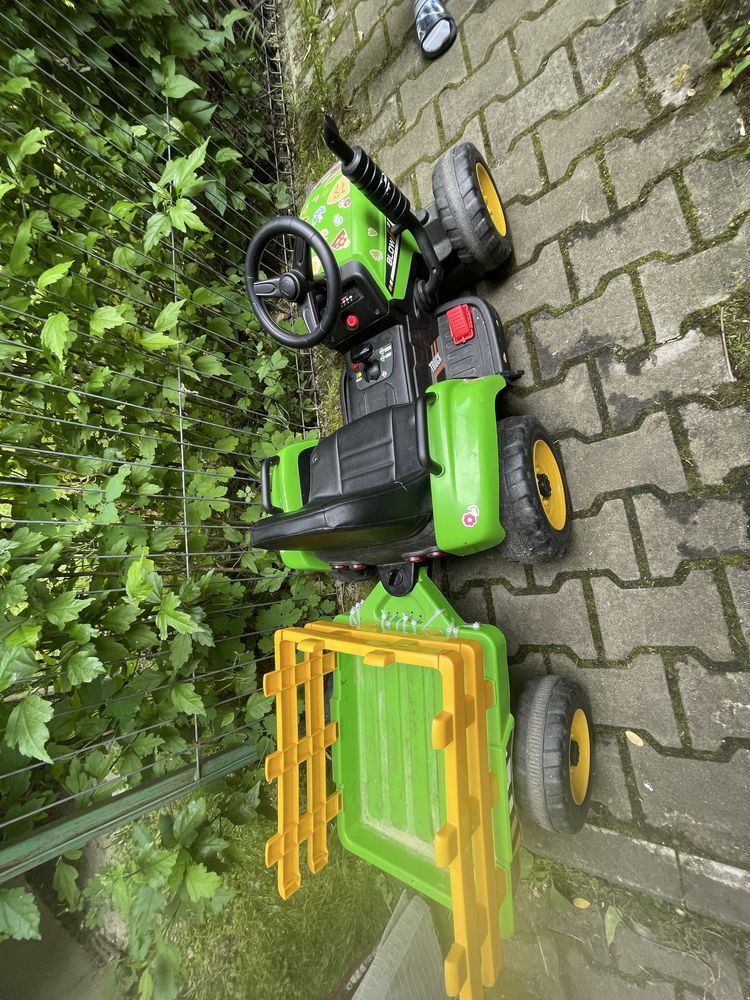Tractor electric cu telecomanda