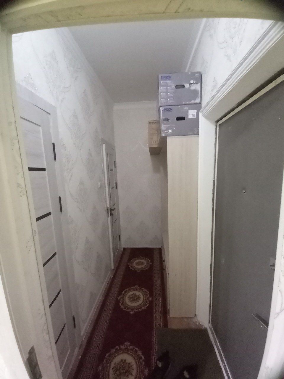 Продаётся квартира Чиланзар 18 1в2/1/4. Ипотека. Выход во двор