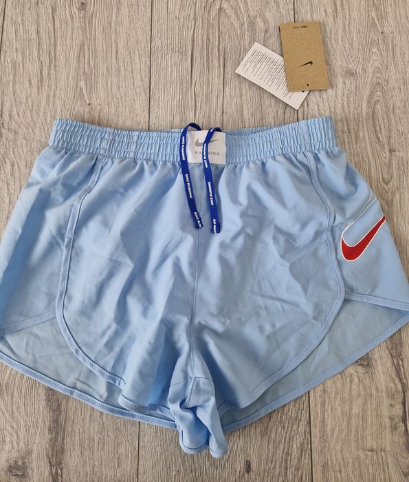 Pantaloni scurți Nike noi