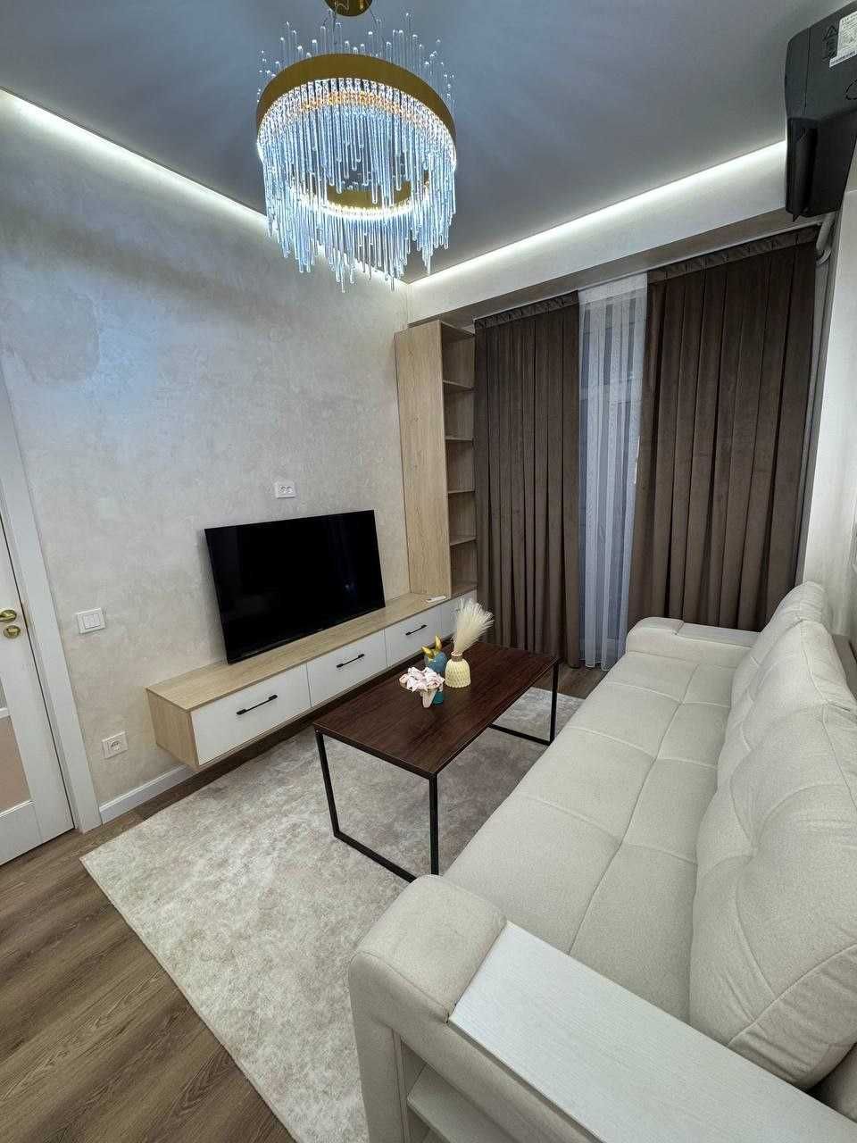 Аренда Квартира 2-комн. 5/10, в Чиланзаре, квартал-6! Д*
