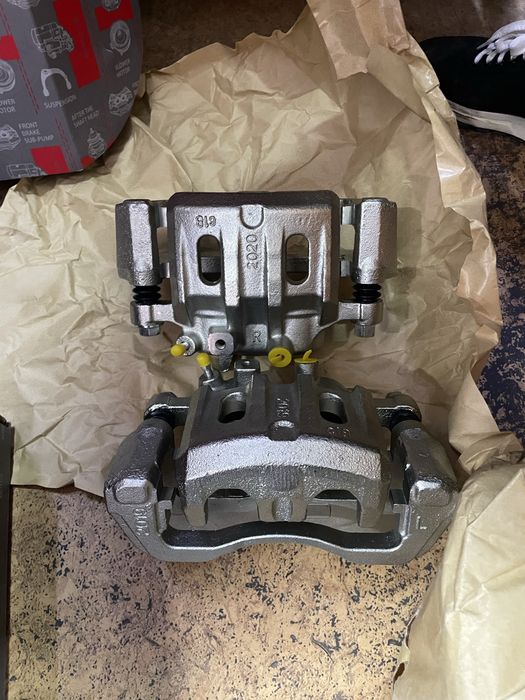 Тормозной суппорт на TOYOTA MITSUBISHI LEXUS