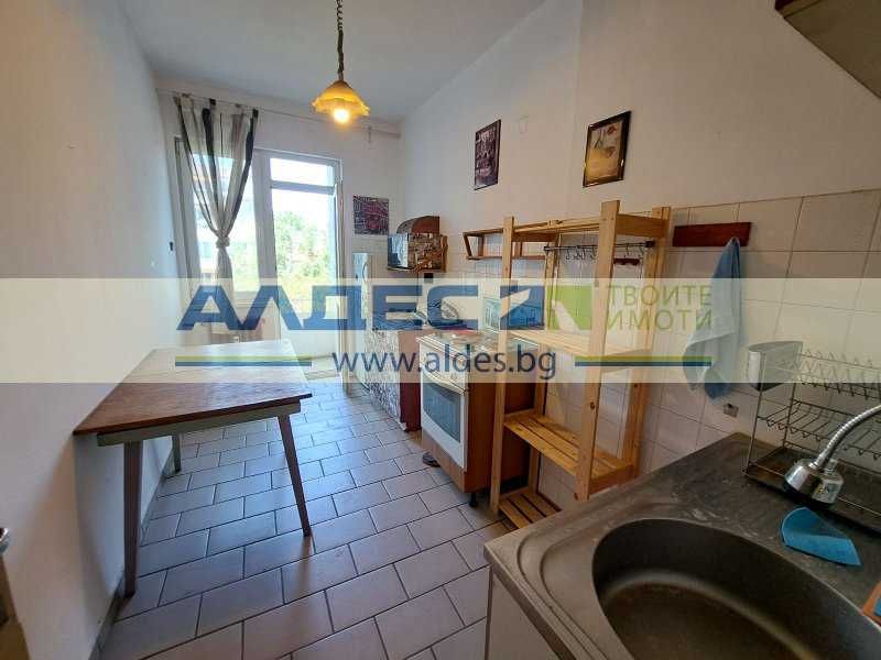 Продава се Тристаен апартамент в София, Център - 72 кв.м за 3723 €/кв.м - Снимка #10