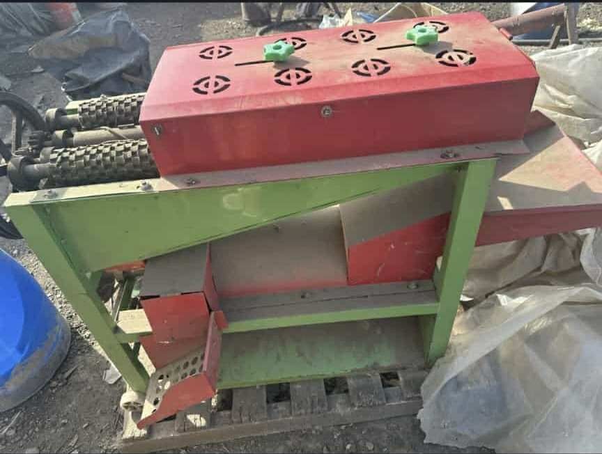 Mașină bătut porumbul