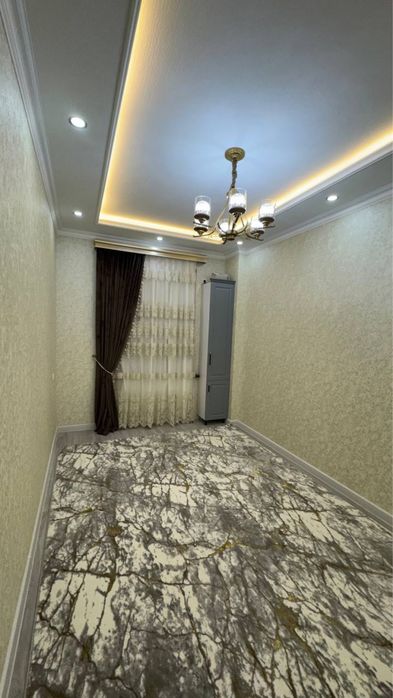 Продается 4х комнатная кв. 109м2. Узбекистанская.