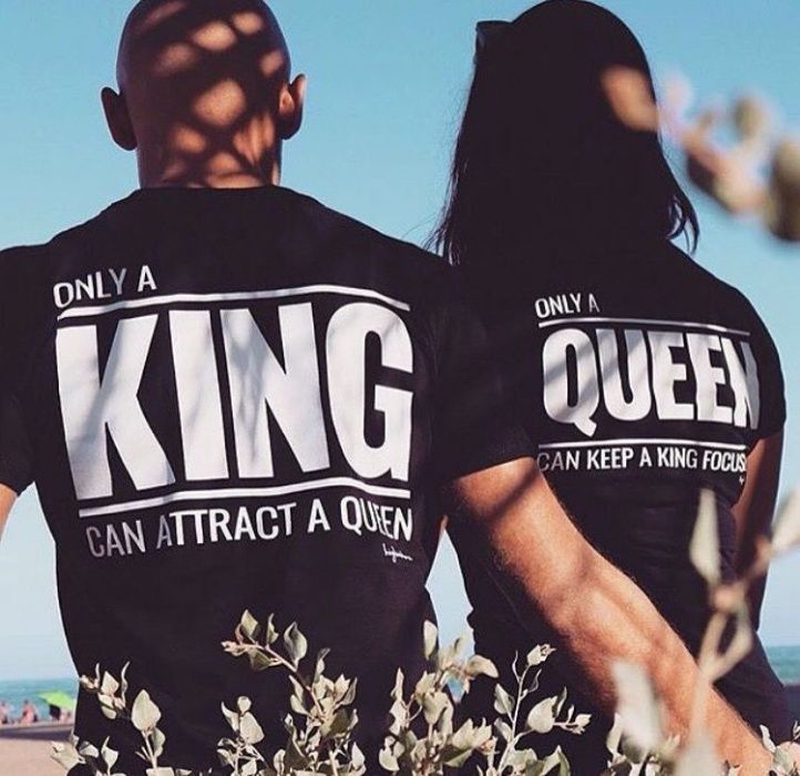 За влюбени! LOVE тениски KING Attract & QUEEN Focus. Или с ТВОЯ идея!